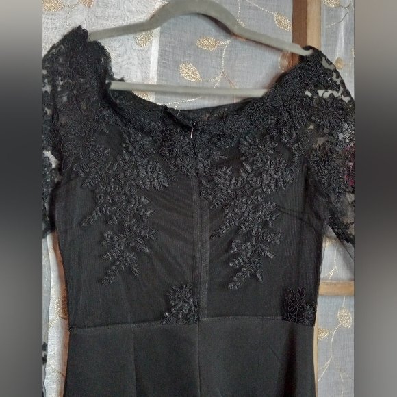 Beautiful Black Special Occasion Jumper w Lace details- medium - Picture 6 of 6